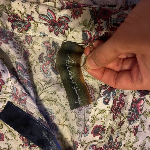 Floral Bohemian Blouse with Purple and Cream Accents - Picture 3 of 4